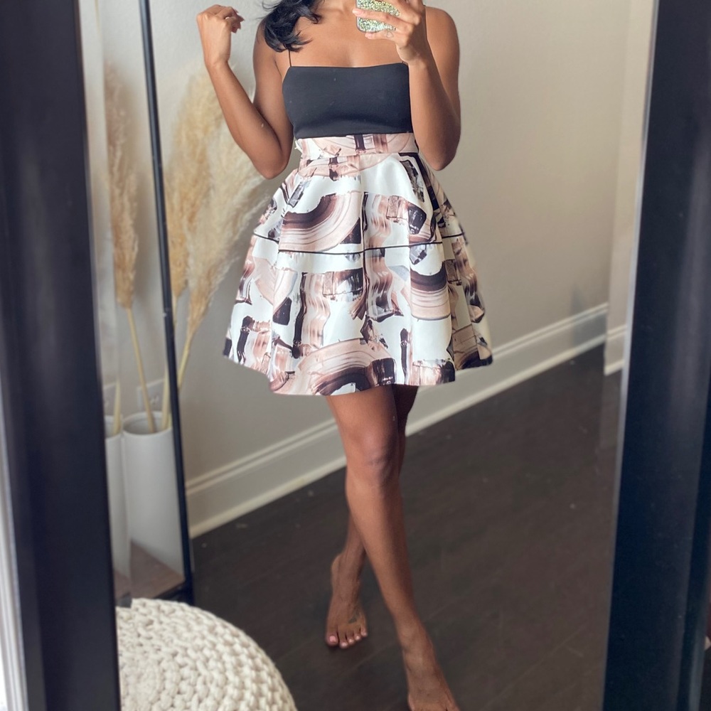 H&M Flare circle mini skirt